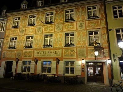 Zum Roten Bären, än en gång.